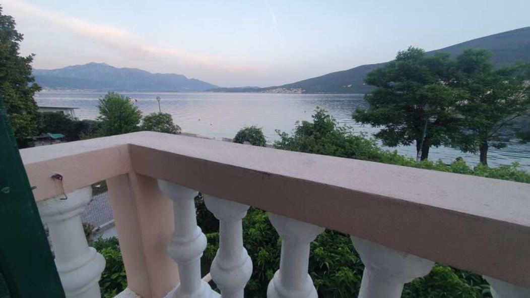 Apartment Dunja Djenovici Herceg Novi Eksteriør billede